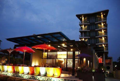 The Sez Hotel Bangsaen Exterior foto
