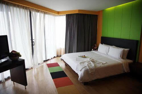 The Sez Hotel Bangsaen Exterior foto